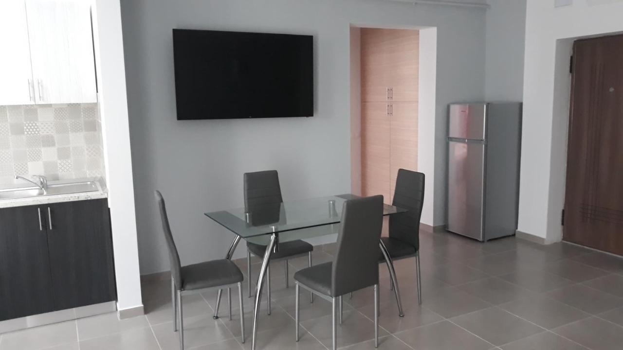 斯拉蒂纳Casa Roxana公寓 外观 照片
