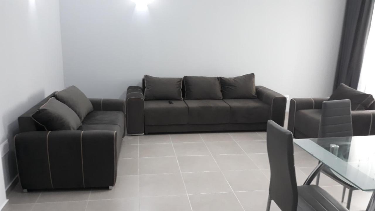 斯拉蒂纳Casa Roxana公寓 外观 照片
